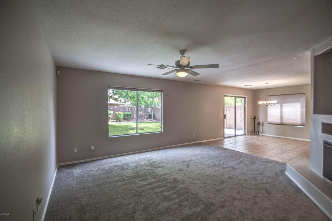 10844 E Wier Ave, Mesa, AZ 85208 photo 2