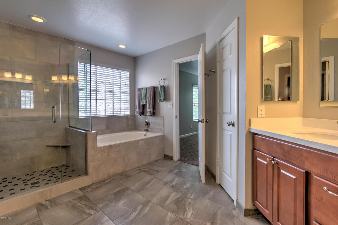 3935 E Wildwood Dr, Phoenix, AZ 85048 photo 13
