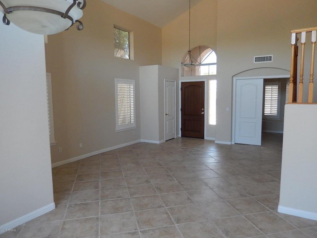 4760 E South Fork Dr, Phoenix, AZ 85044 photo 3