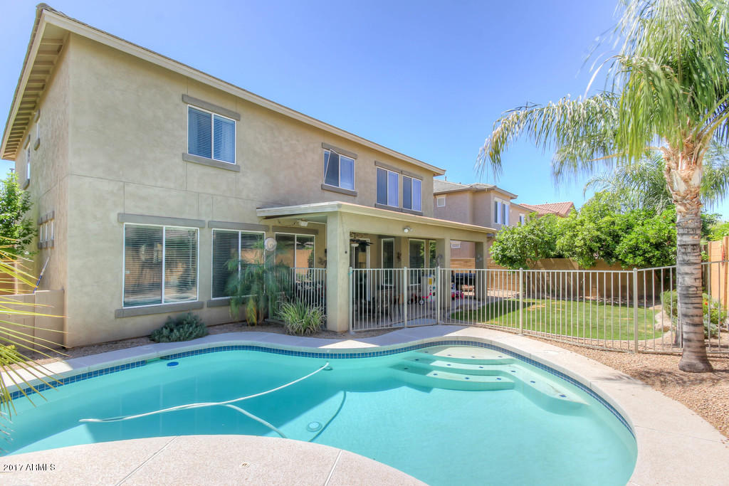 3266 E Fairview St, Gilbert, AZ 85295 photo 2