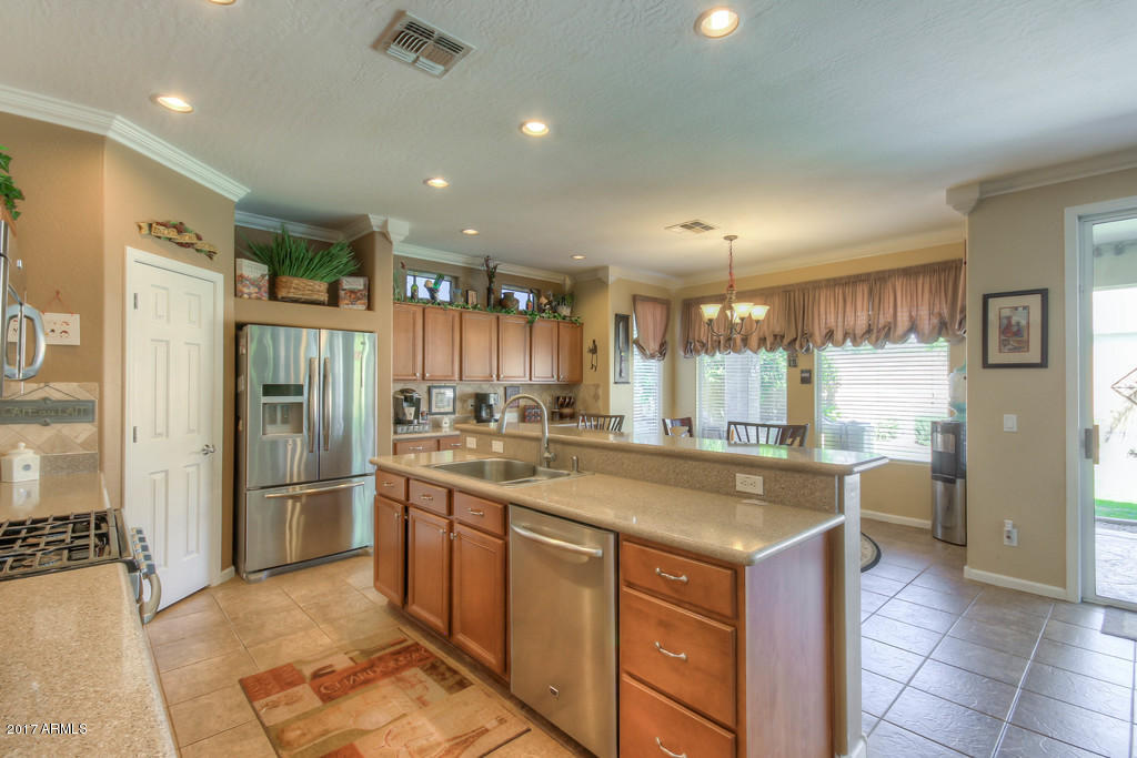 3266 E Fairview St, Gilbert, AZ 85295 photo 3