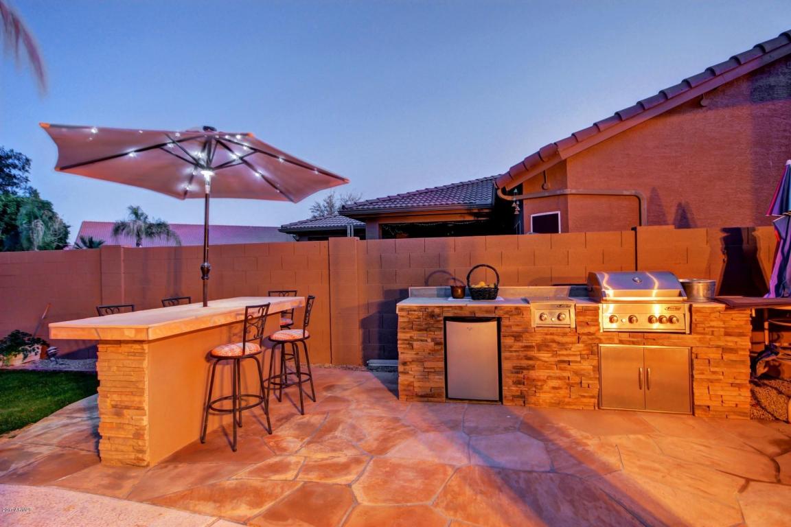 2504 E Windsong Dr, Phoenix, AZ 85048 photo 3