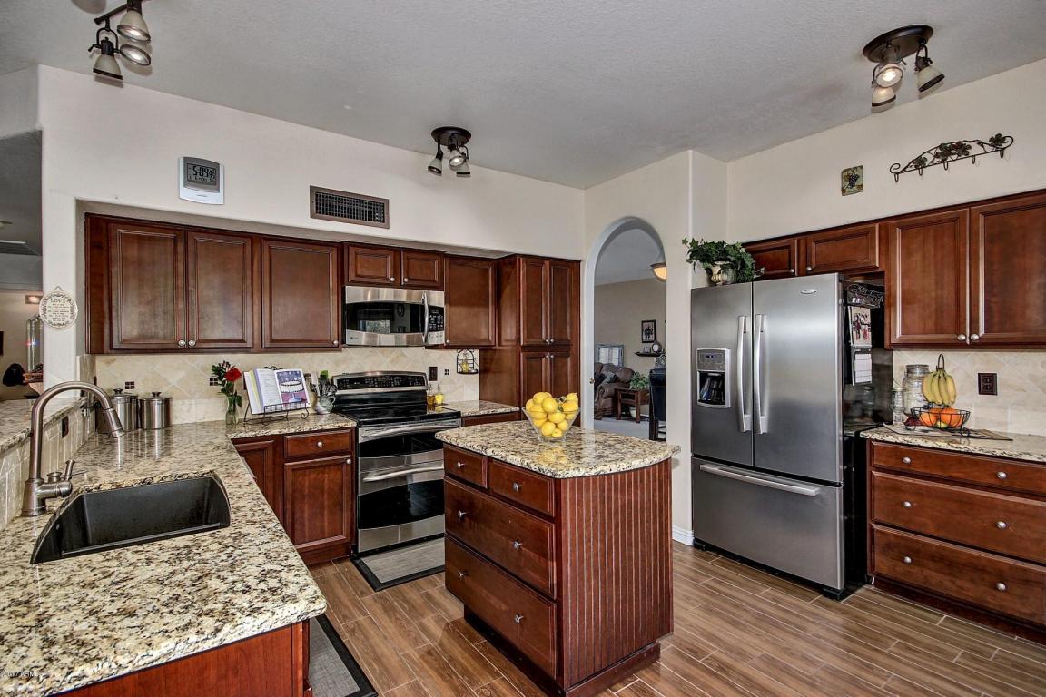 2504 E Windsong Dr, Phoenix, AZ 85048 photo 4