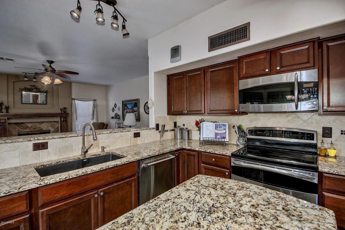 2504 E Windsong Dr, Phoenix, AZ 85048 photo 6