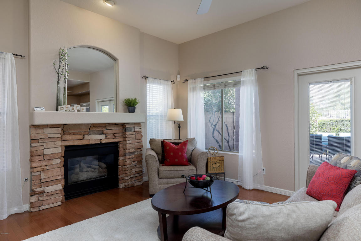 4644 E Chisum Trl, Phoenix, AZ 85050 photo 8