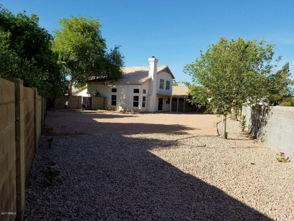 1390 E Vaughn Ave, Gilbert, AZ 85234 photo 1