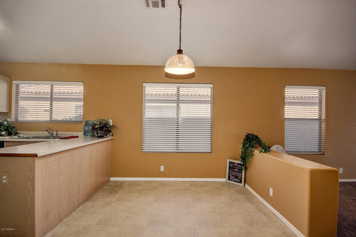 10734 Emerald Ave, Mesa, AZ 85208 photo 9