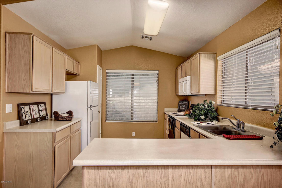 10734 Emerald Ave, Mesa, AZ 85208 photo 6