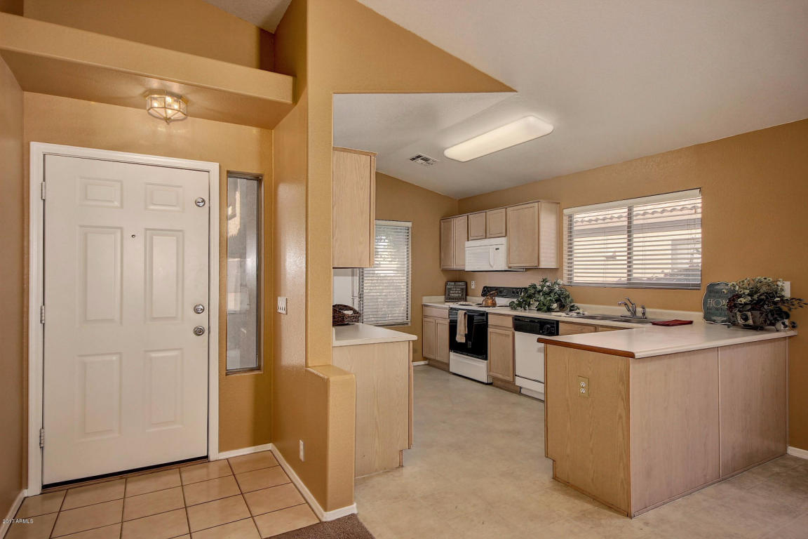 10734 Emerald Ave, Mesa, AZ 85208 photo 5