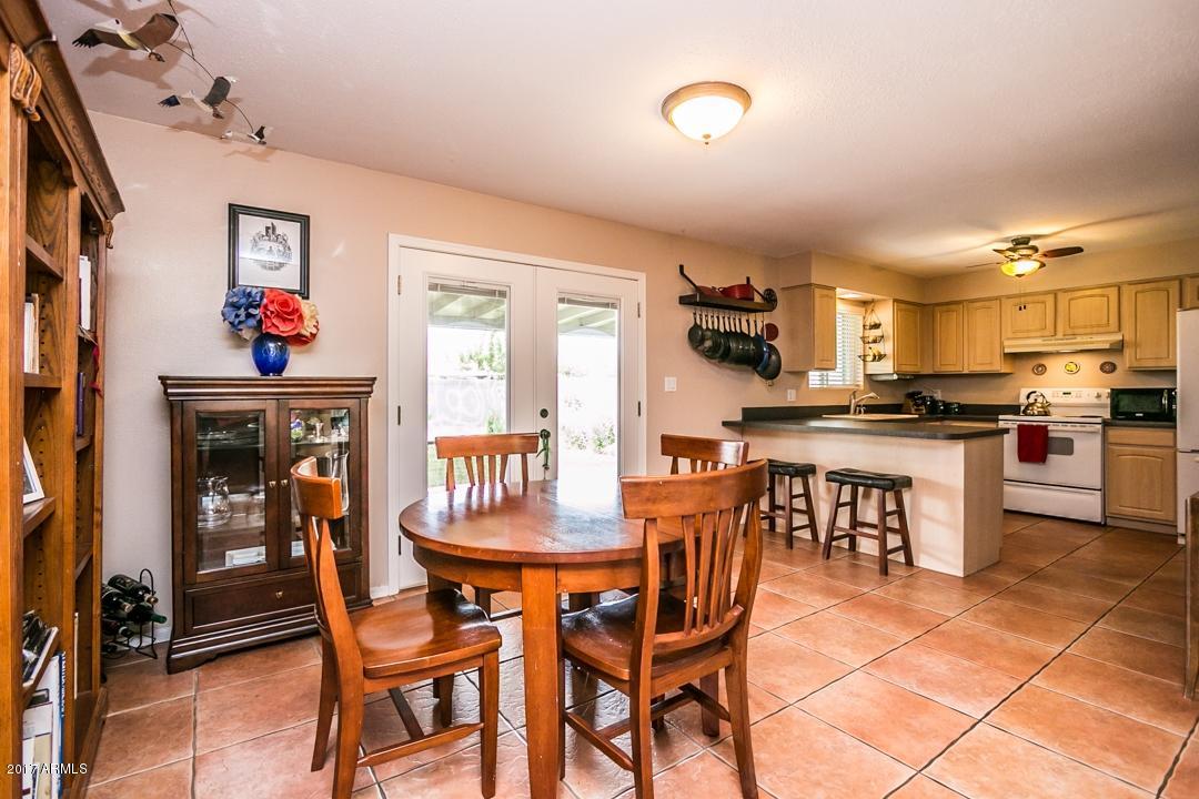255 E Auburn Dr, Tempe, AZ 85283 photo 5