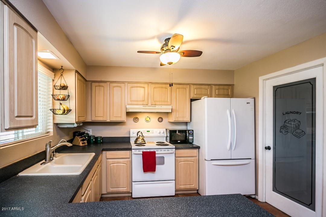 255 E Auburn Dr, Tempe, AZ 85283 photo 6