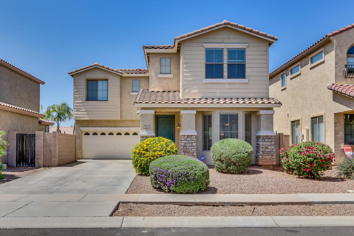 4202 S Mariposa Dr, Gilbert, AZ 85297 photo 2