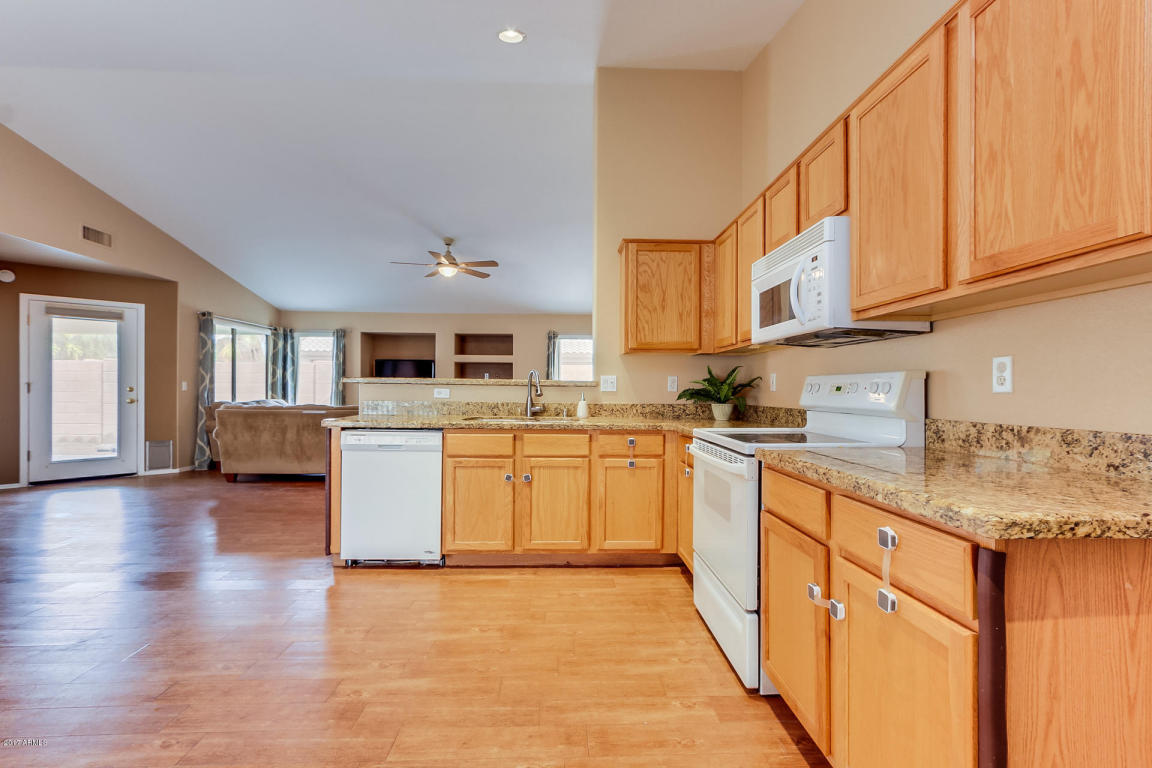 658 S 110th Pl, Mesa, AZ 85208 photo 5