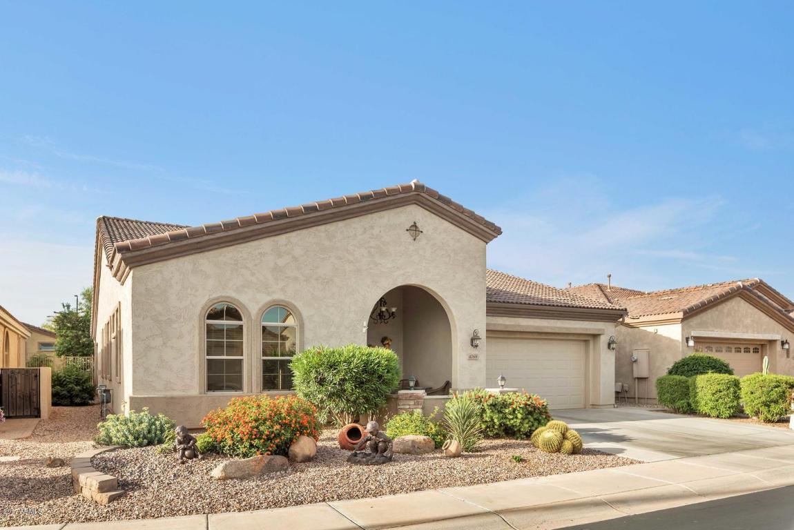 4769 E Narrowleaf Dr, Gilbert, AZ 85298 photo 1