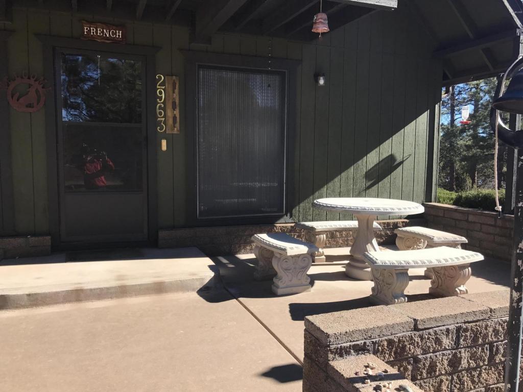 2963 Valley Frg, Overgaard, AZ 85933 photo 2