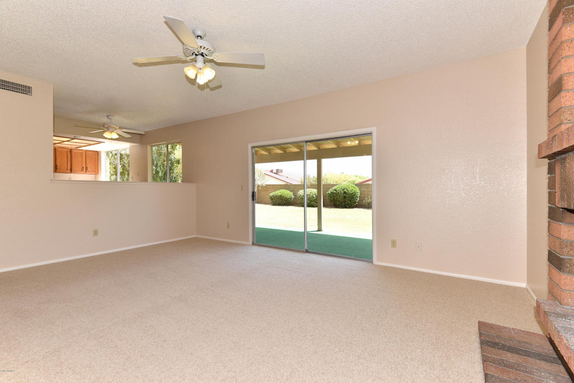 1805 E Winchcomb Dr, Phoenix, AZ 85022 photo 12