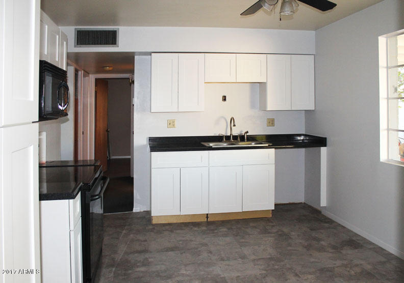 2010 E Alder Cir, Mesa, AZ 85204 photo 2