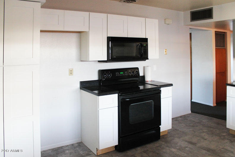 2010 E Alder Cir, Mesa, AZ 85204 photo 3