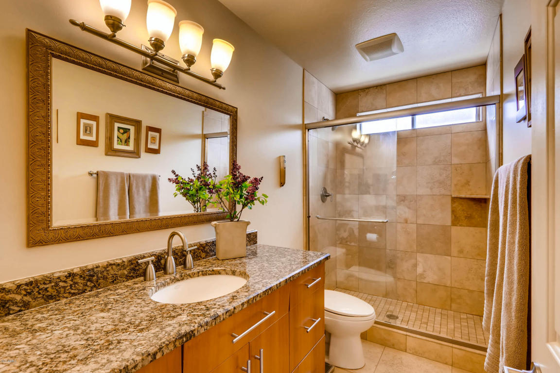 854 E Sandra Ter, Phoenix, AZ 85022 photo 11