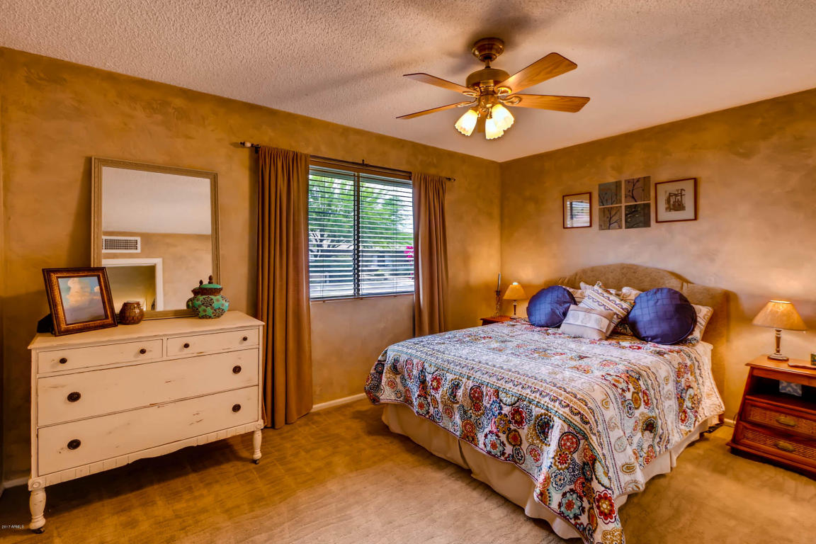 854 E Sandra Ter, Phoenix, AZ 85022 photo 18