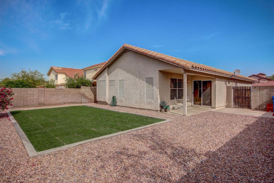 3813 E South Fork Dr, Phoenix, AZ 85044 photo 1