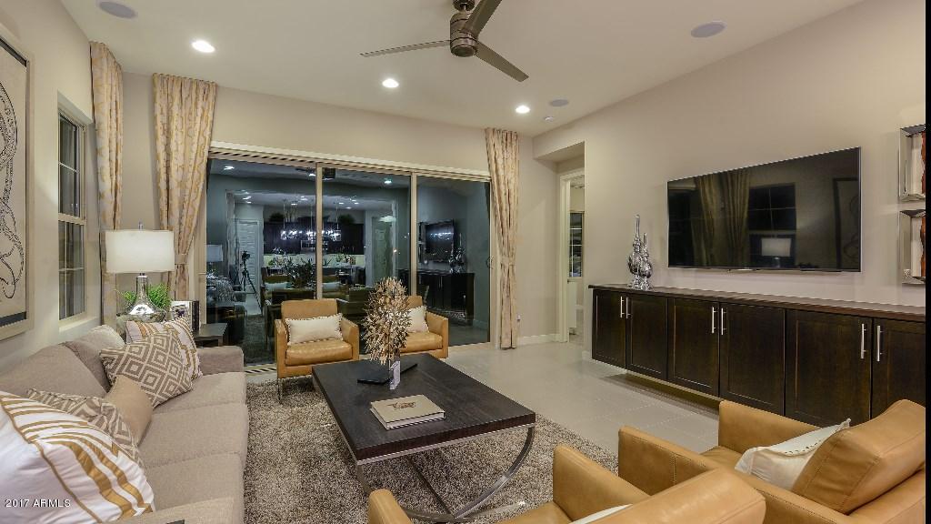 4637 E Walter Way, Phoenix, AZ 85050 photo 5
