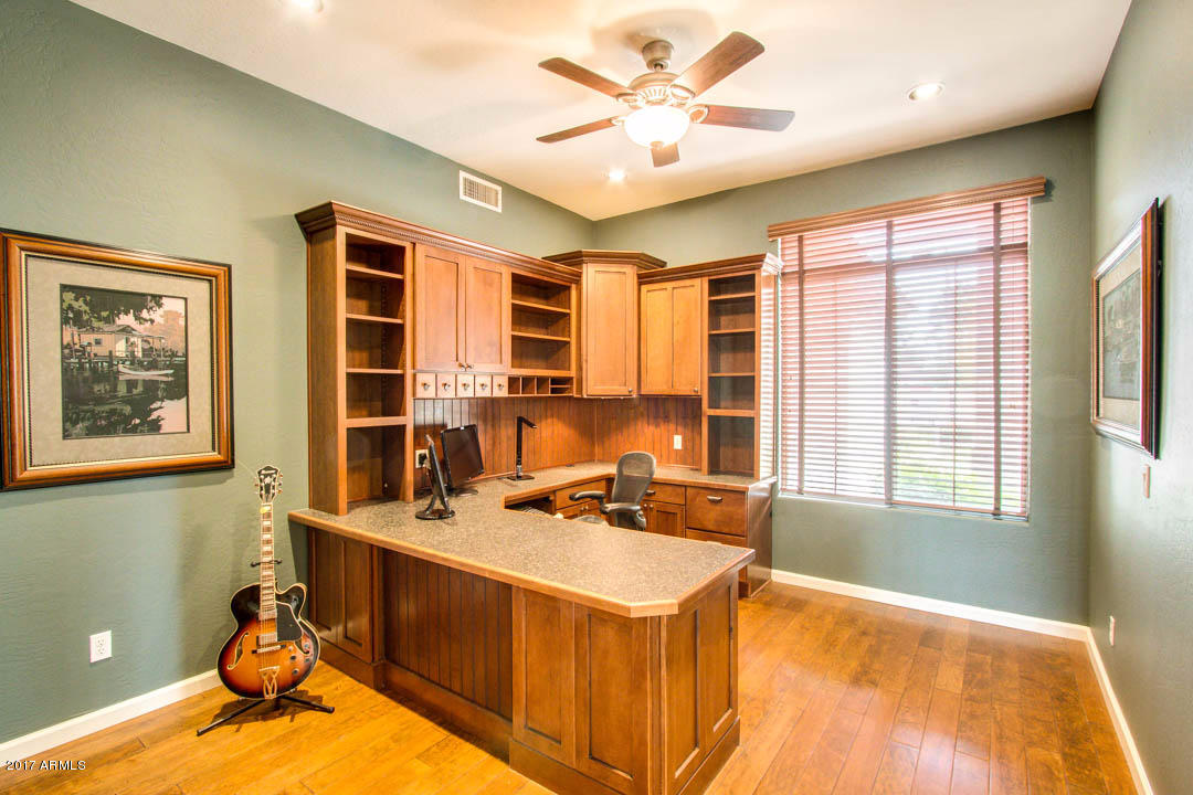 446 S Red Rock St, Gilbert, AZ 85296 photo 16