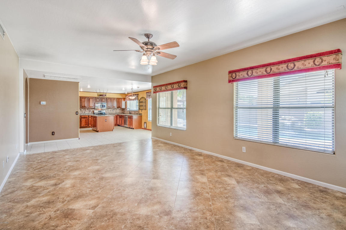 251 E Bernie Ln, Gilbert, AZ 85295 photo 13