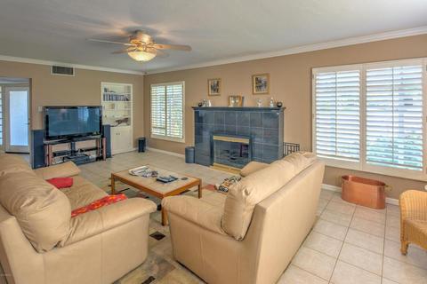 37 E Orange Dr, Phoenix, AZ 85012 photo 4