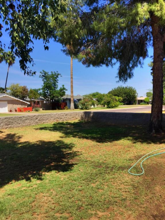 1711 W Mitchell Dr, Phoenix, AZ 85015 photo 2