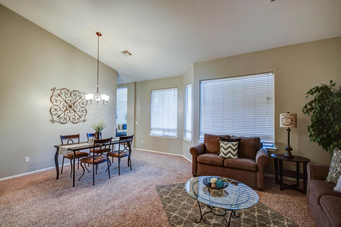1843 E Pinto Dr, Gilbert, AZ 85296 photo 4