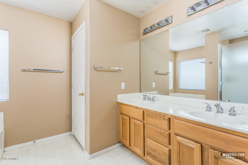 1468 S Vine St, Gilbert, AZ 85233 photo 13