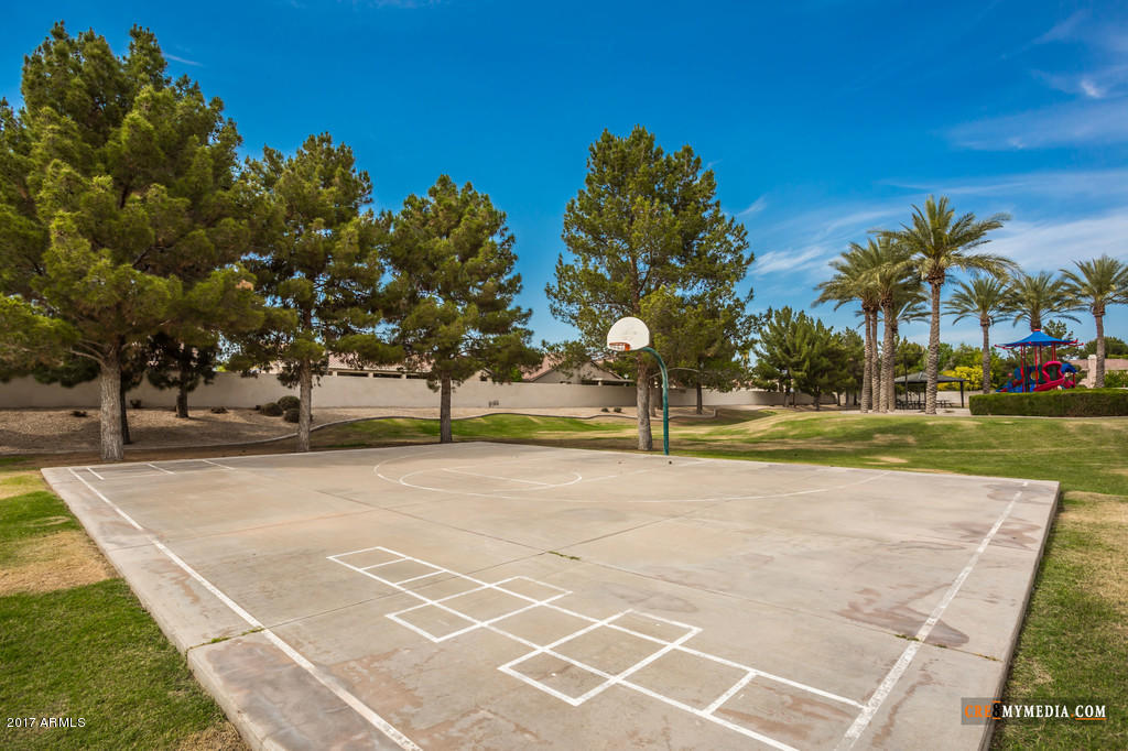 1468 S Vine St, Gilbert, AZ 85233 photo 28