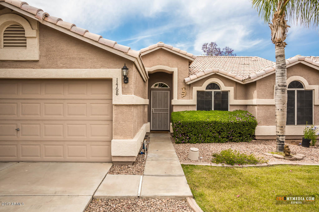 1468 S Vine St, Gilbert, AZ 85233 photo 3