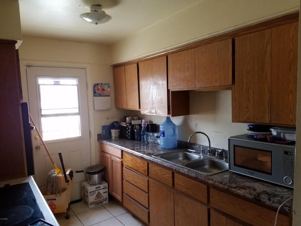 2124 W Pecan Rd, Phoenix, AZ 85041 photo 2