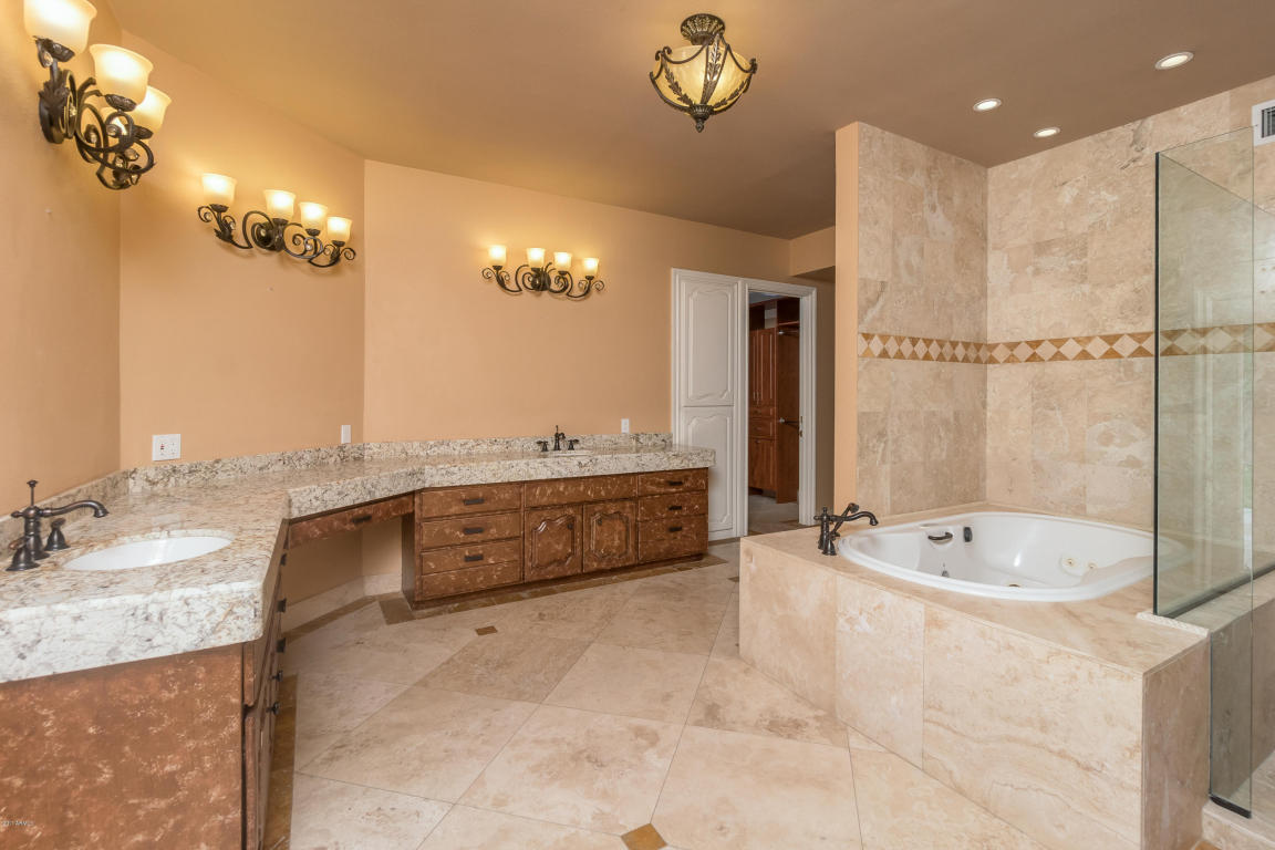 46 Biltmore Est, Phoenix, AZ 85016 photo 8
