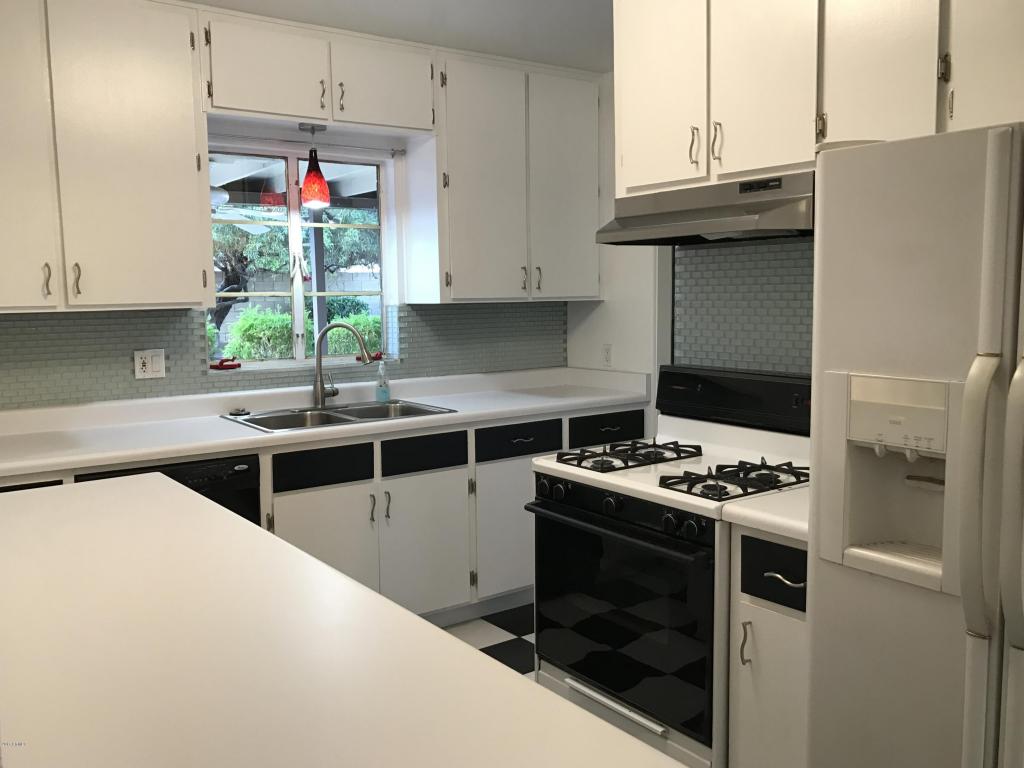 946 E Oregon Ave, Phoenix, AZ 85014 photo 9