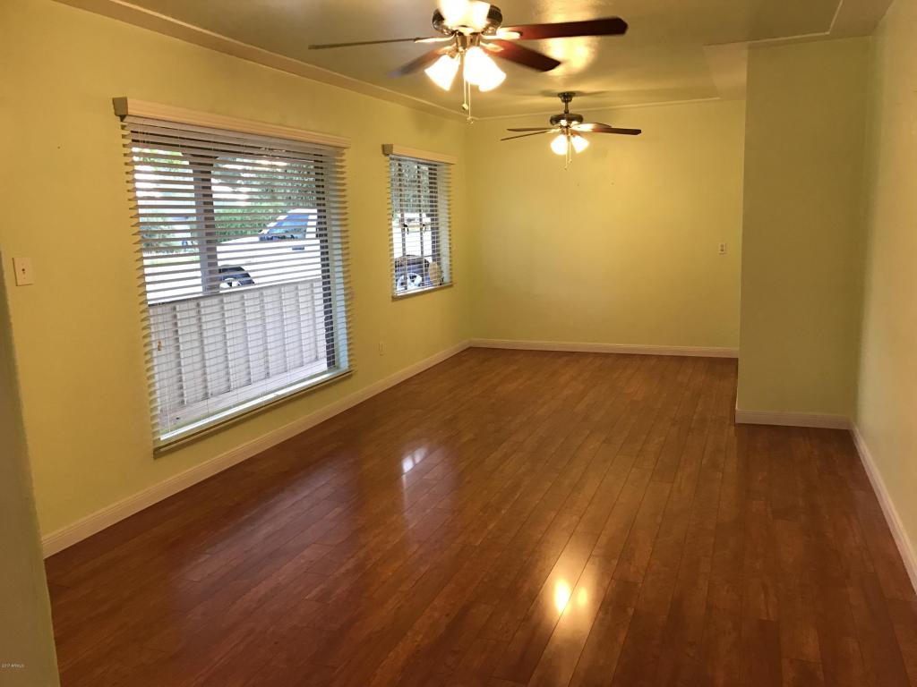 946 E Oregon Ave, Phoenix, AZ 85014 photo 5
