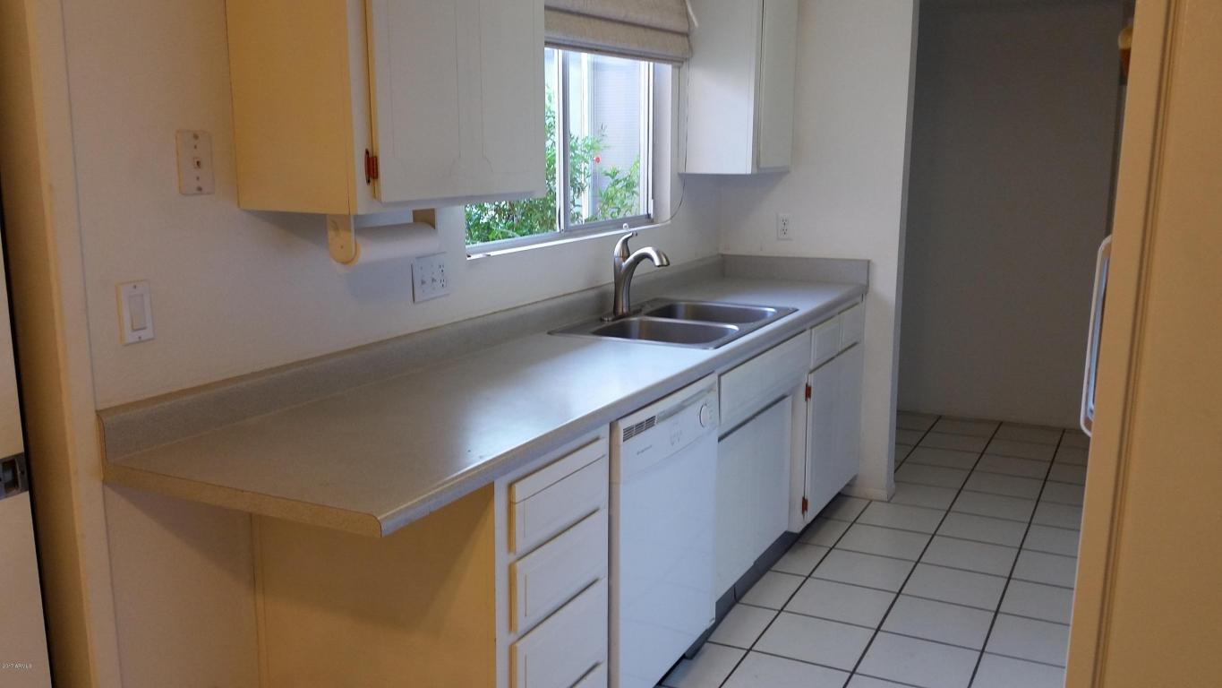1962 E Del Sur Dr, Tempe, AZ 85283 photo 3