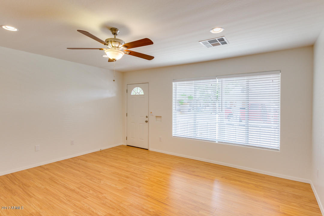 6726 N 33rd Dr, Phoenix, AZ 85017 photo 6