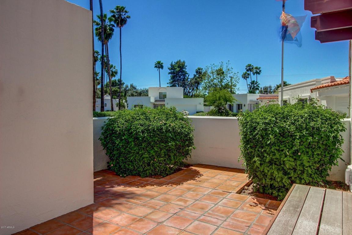 16 E Calavar Rd, Phoenix, AZ 85022 photo 4