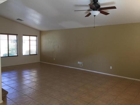 4050 E Abraham Ln, Phoenix, AZ 85050 photo 3