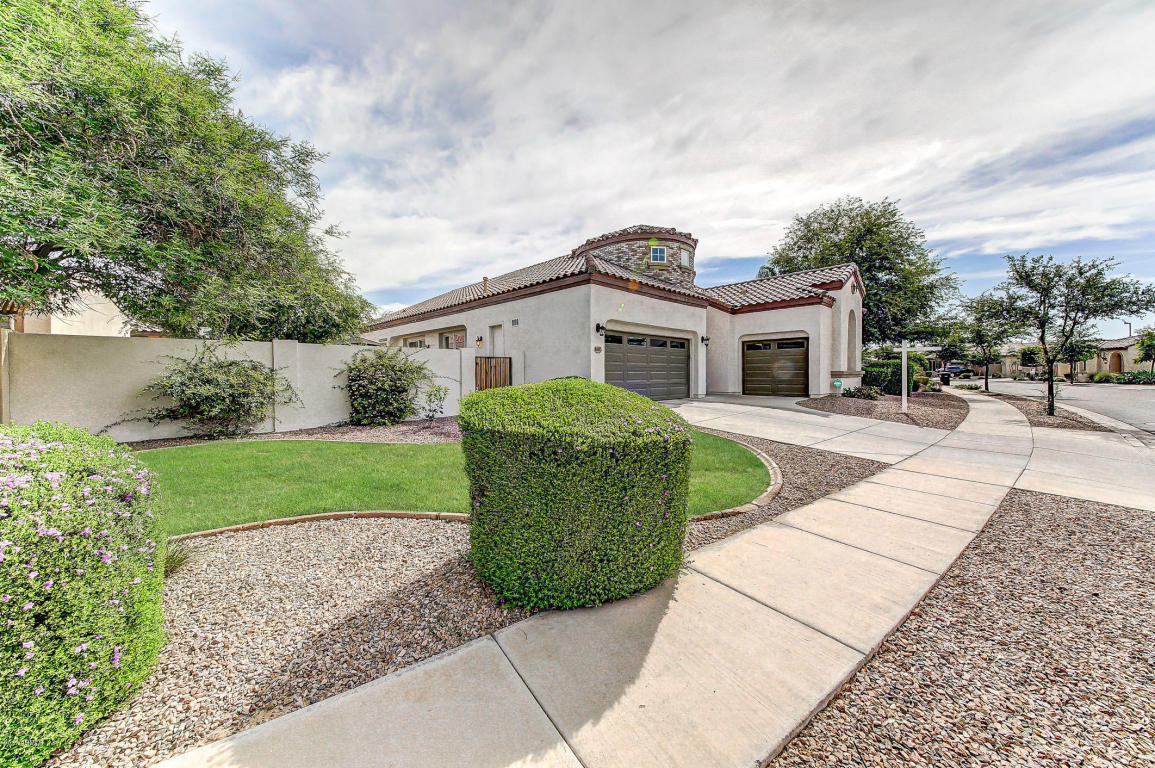 4608 E Waterman St, Gilbert, AZ 85297 photo 2