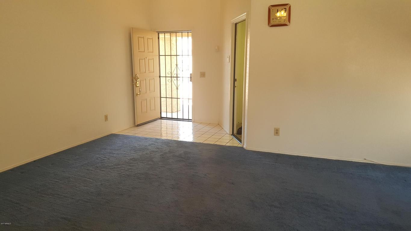 4105 E Mountain Sage Dr, Phoenix, AZ 85044 photo 2