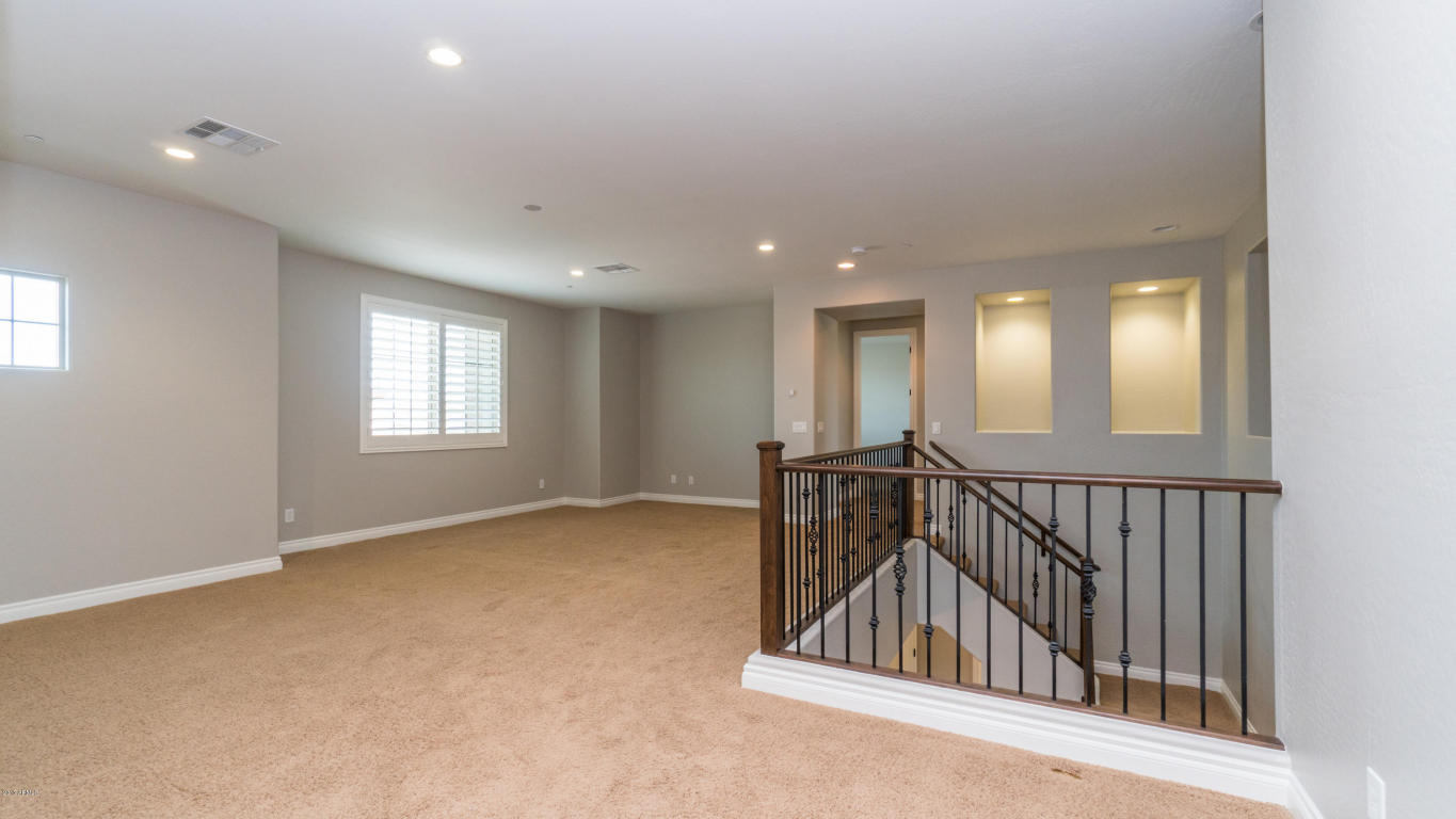 2853 E Maplewood St, Gilbert, AZ 85297 photo 27