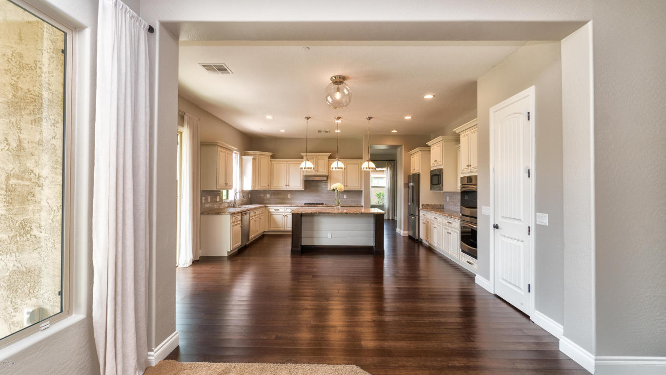 2853 E Maplewood St, Gilbert, AZ 85297 photo 19