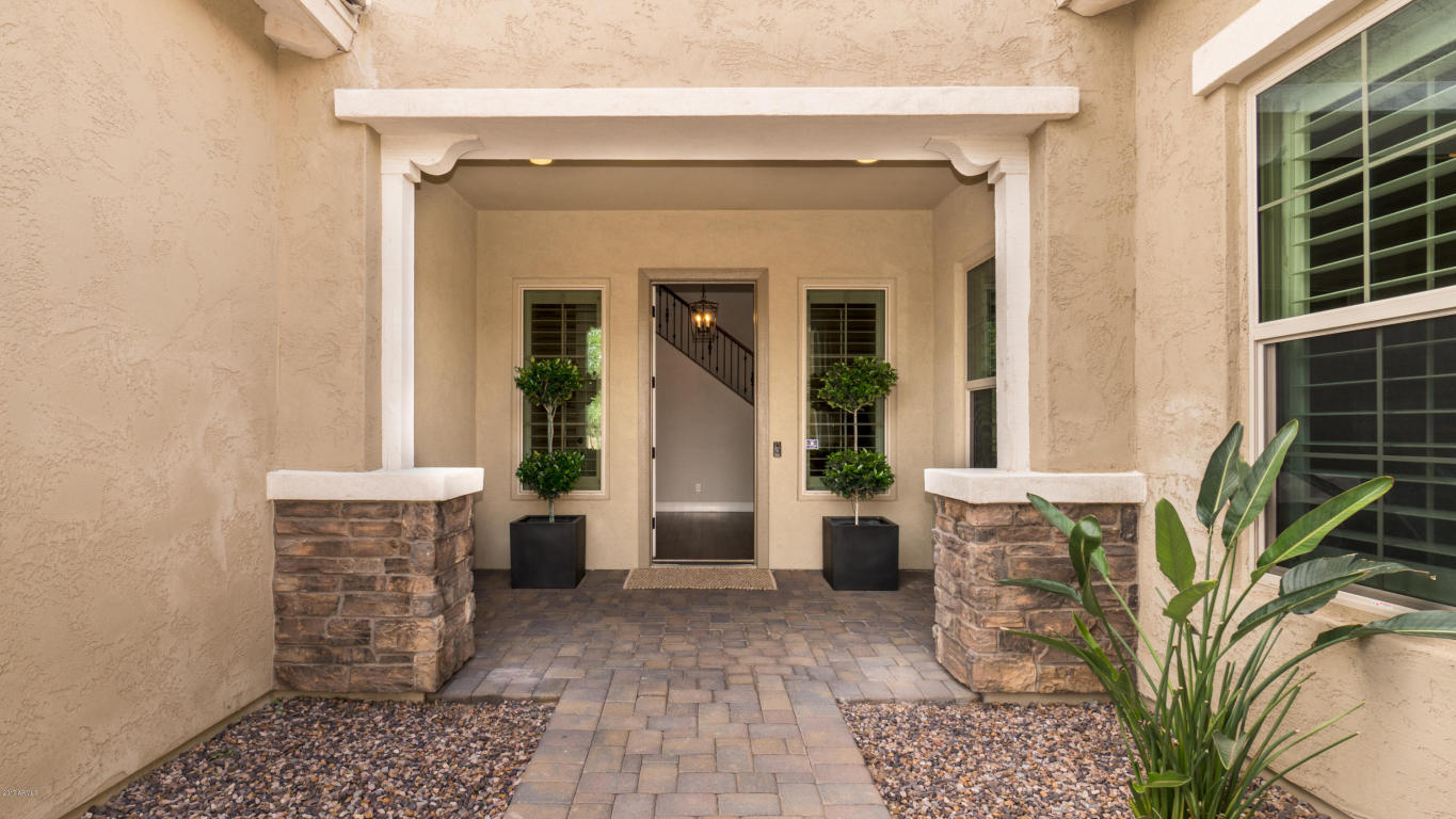 2853 E Maplewood St, Gilbert, AZ 85297 photo 4