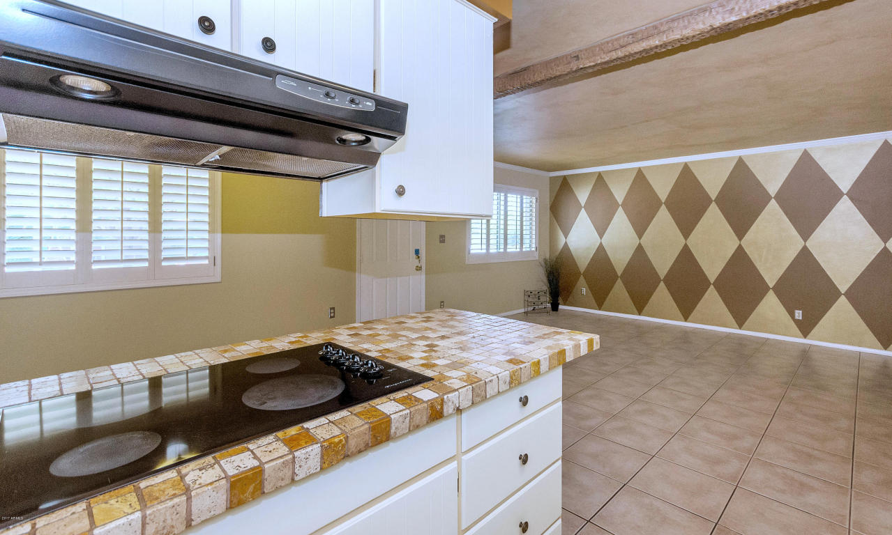 2408 E Sylvia St, Phoenix, AZ 85032 photo 12