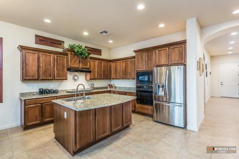 8445 E Leland St, Mesa, AZ 85207 photo 4