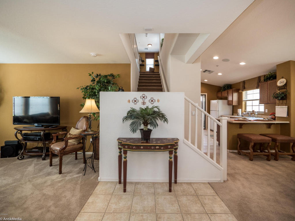 2770 E Megan St, Gilbert, AZ 85295 photo 4